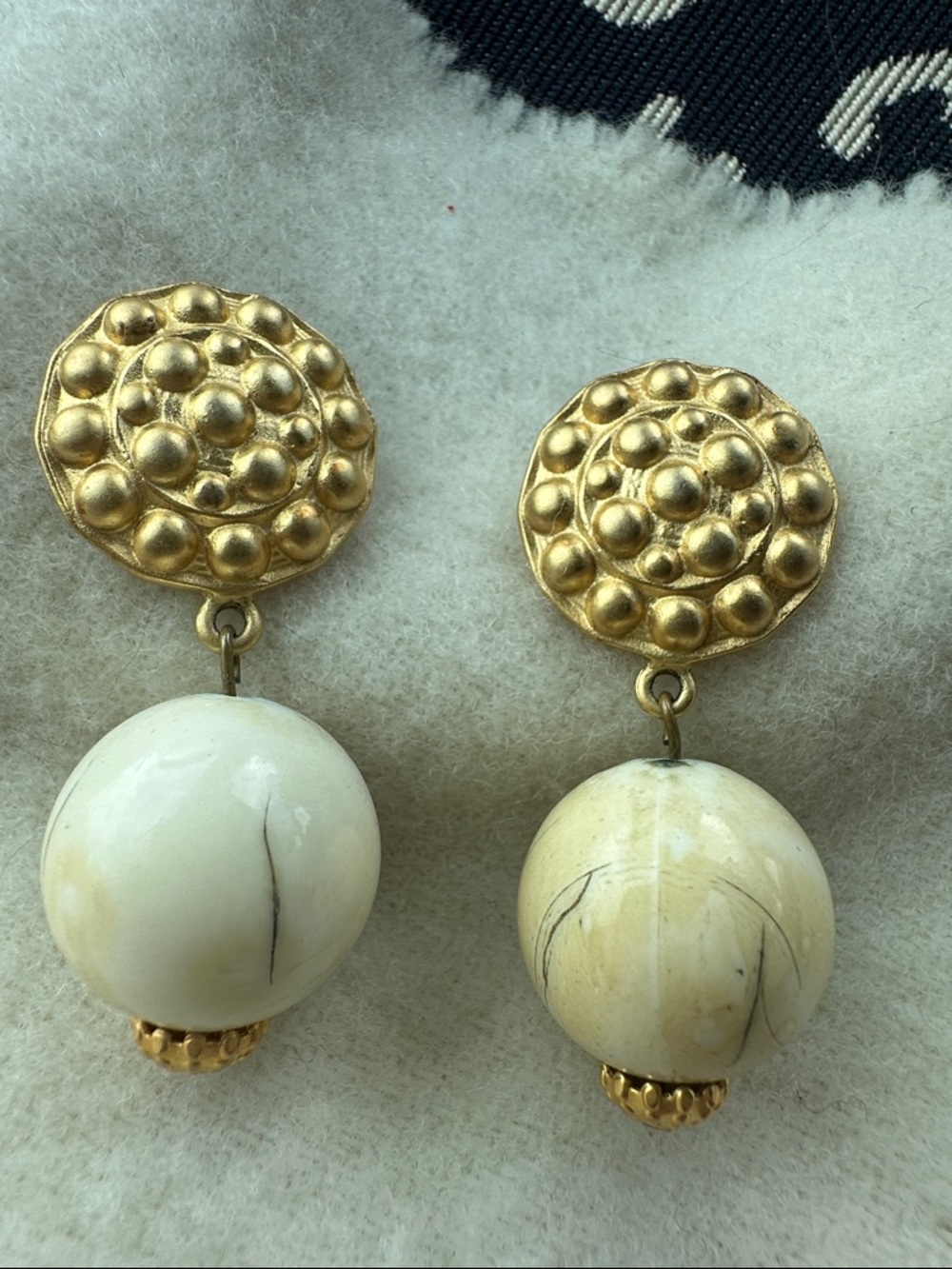 Vintage Faux Marble Maximalist Matte Gold Tone Textures Coin Disc Earrings